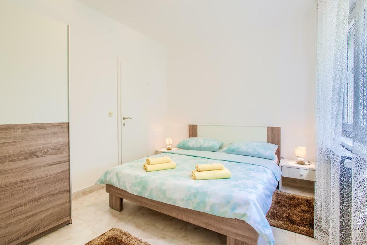 Apartman Paola Пула Экстерьер фото