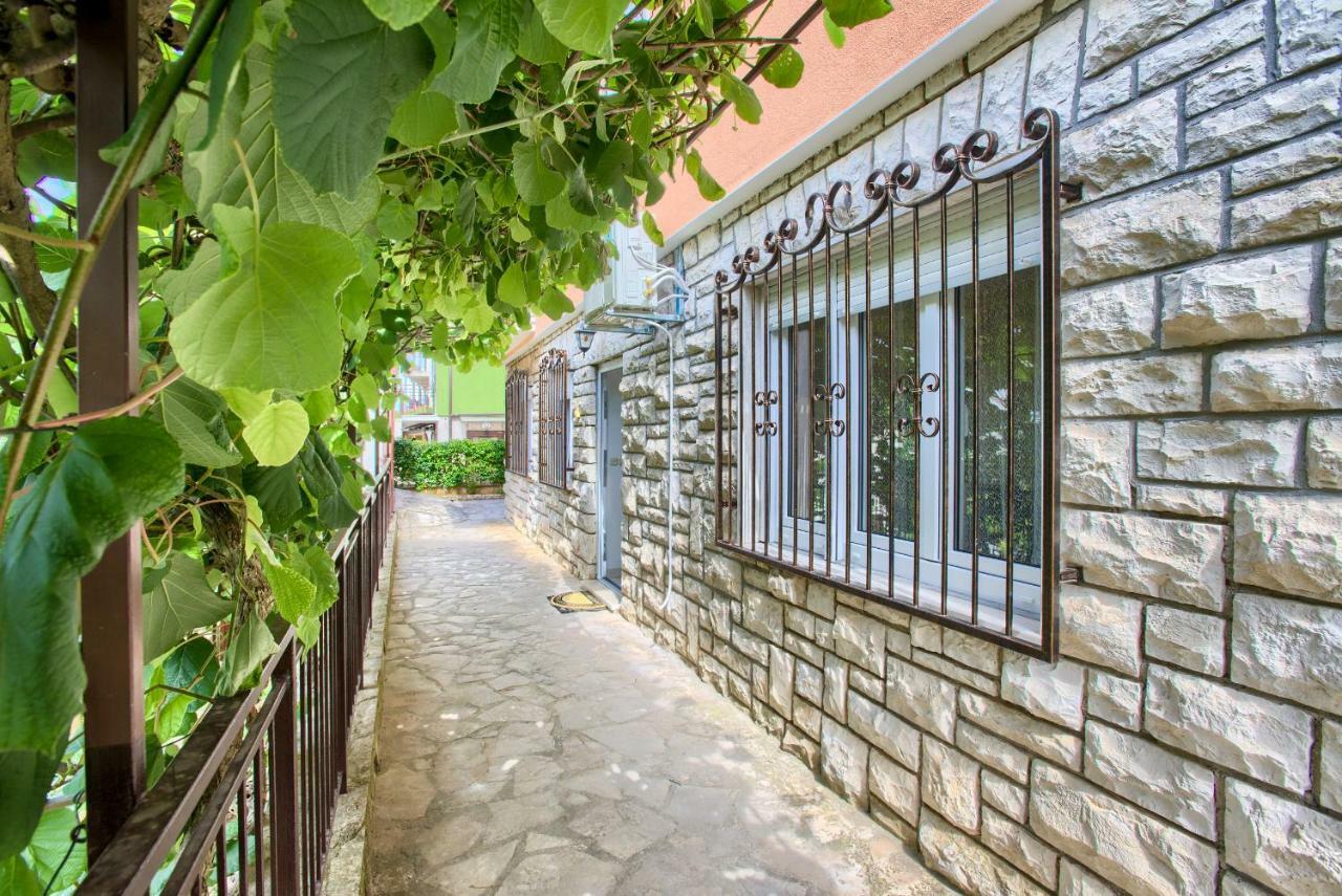 Apartman Paola Пула Экстерьер фото