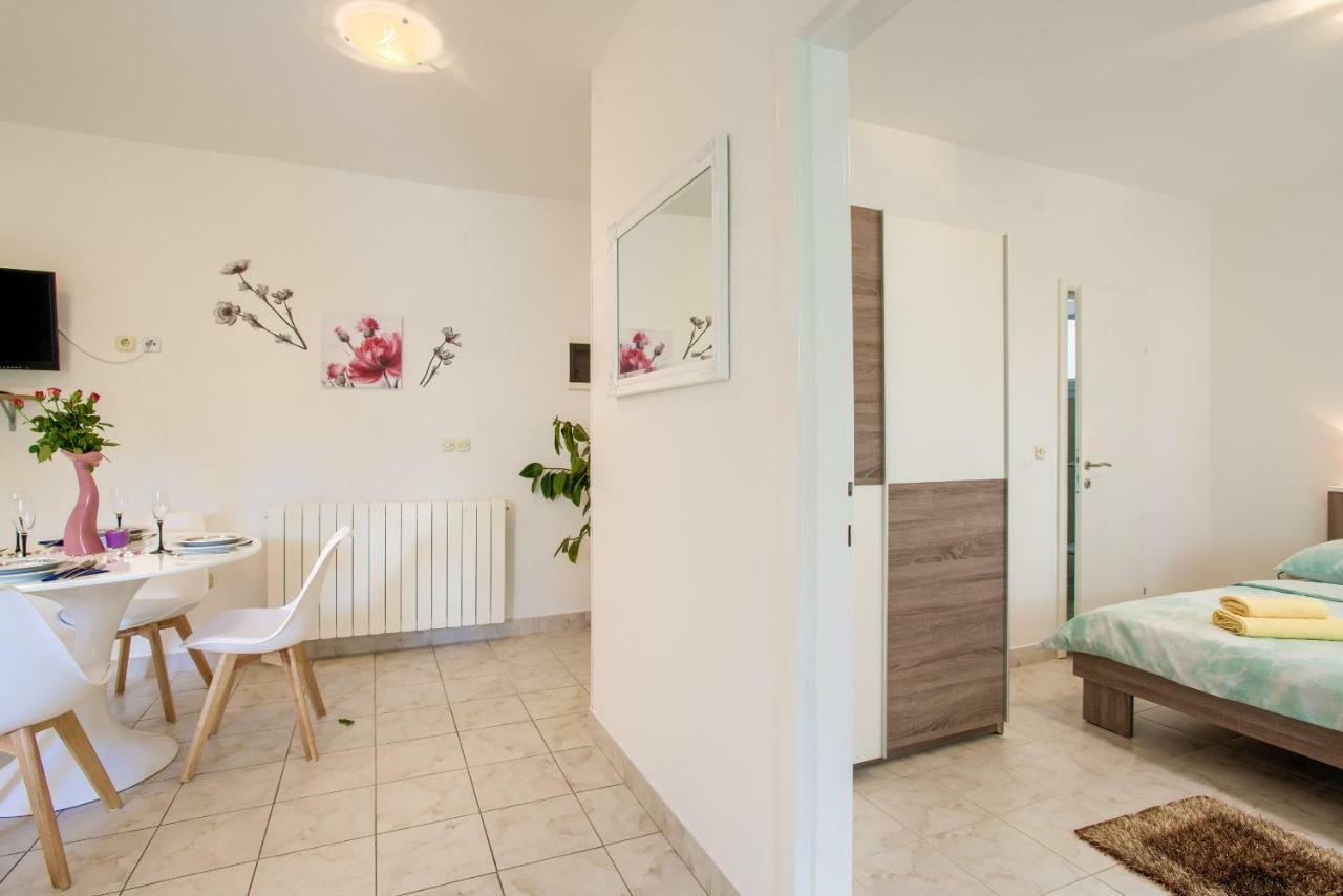 Apartman Paola Пула Экстерьер фото