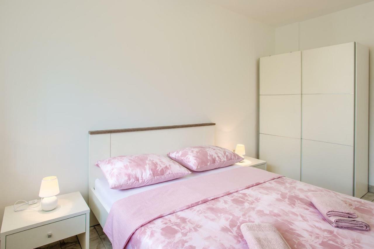 Apartman Paola Пула Экстерьер фото